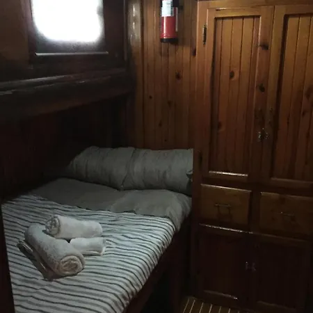 Goktuga Boat&breakfast Botel