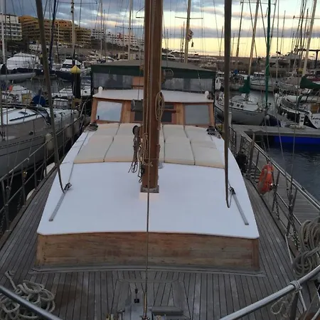 Goktuga Boat&breakfast Botel *